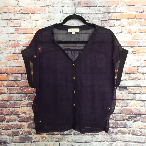 Olive & Oak / sheer button down - Picture 1 of 3